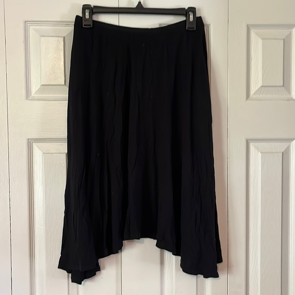 Apt 9 Juniors Black Skirt in Small.